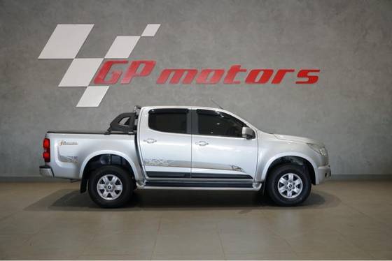 CHEVROLET S10 2.5 FREERIDE 4X2 CD 16V FLEX 4P MANUAL CHEVROLET S10 2.5 FREERIDE 4X2 CD 16V FLEX 4P MANUAL
